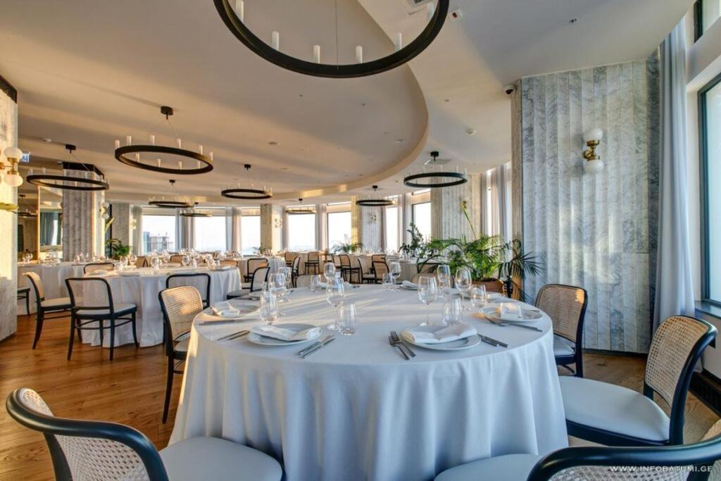 Panorama Sea Tower Aparthotel Μπατούμι Εξωτερικό φωτογραφία