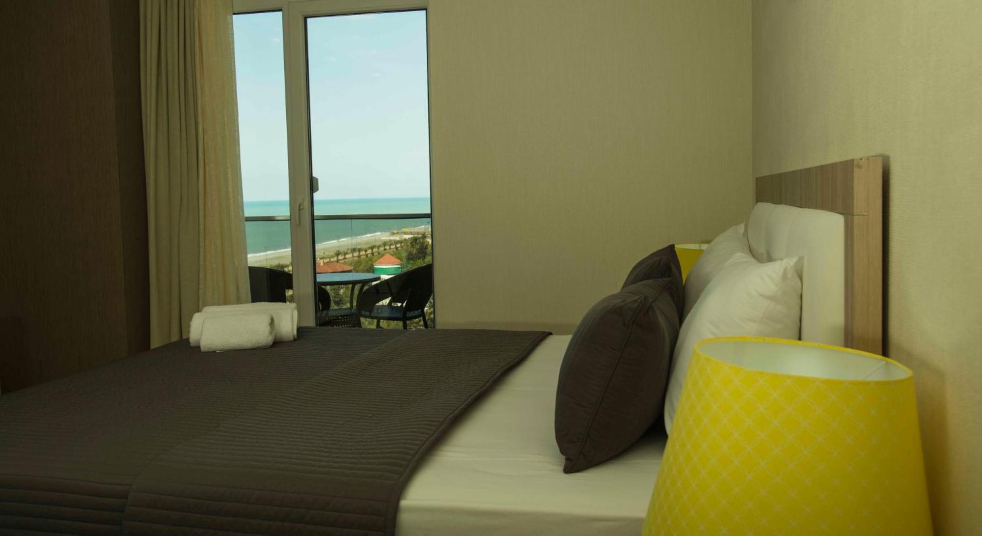 Panorama Sea Tower Aparthotel Μπατούμι Εξωτερικό φωτογραφία
